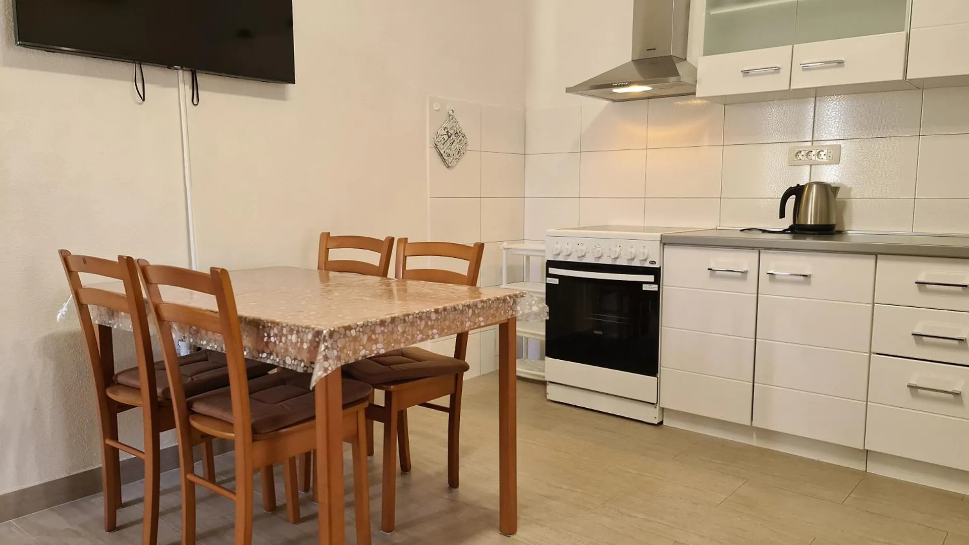 Apartment Celic With Terrace Biograd Na Moru