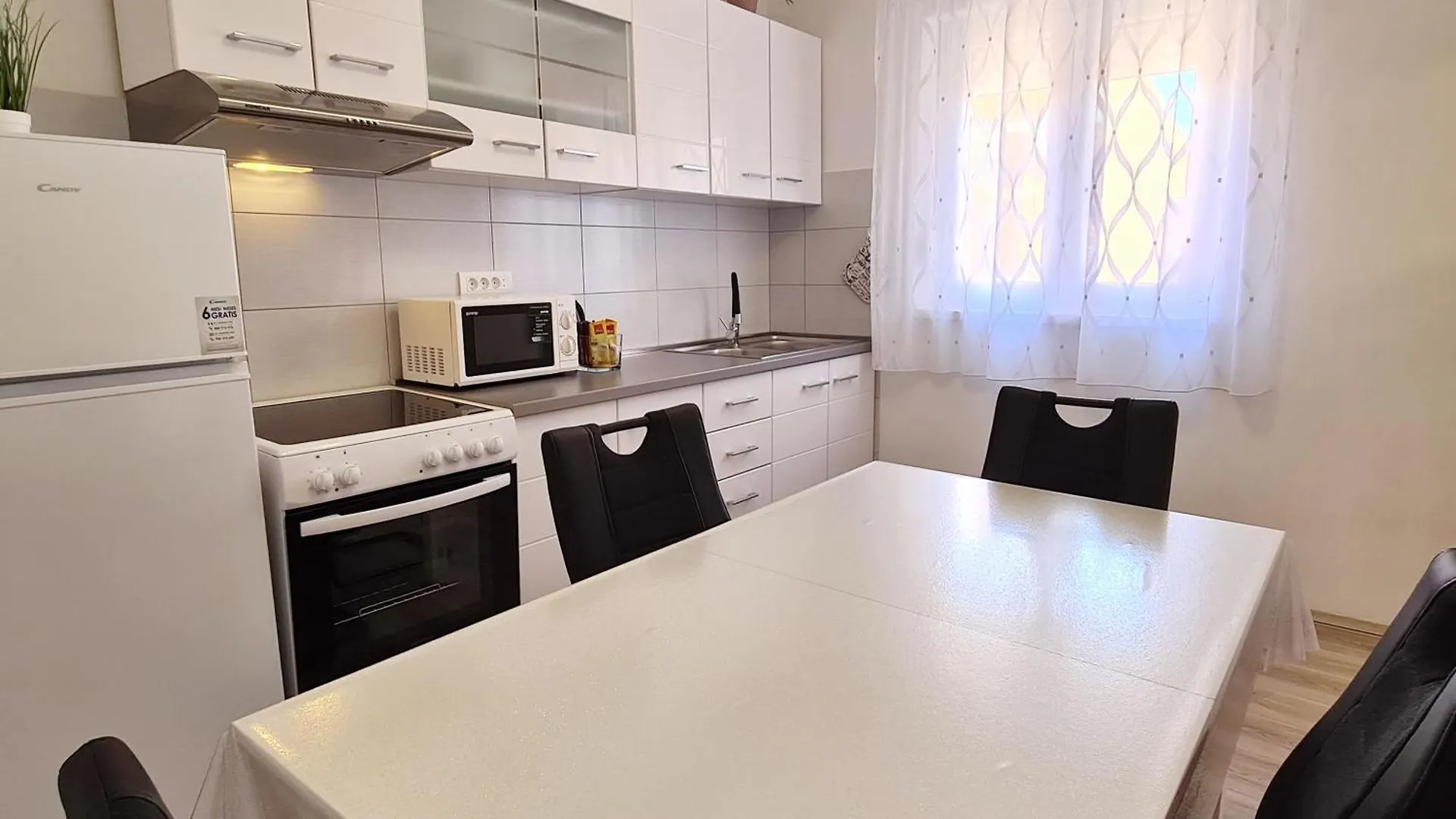 Apartment Celic With Terrace Biograd Na Moru