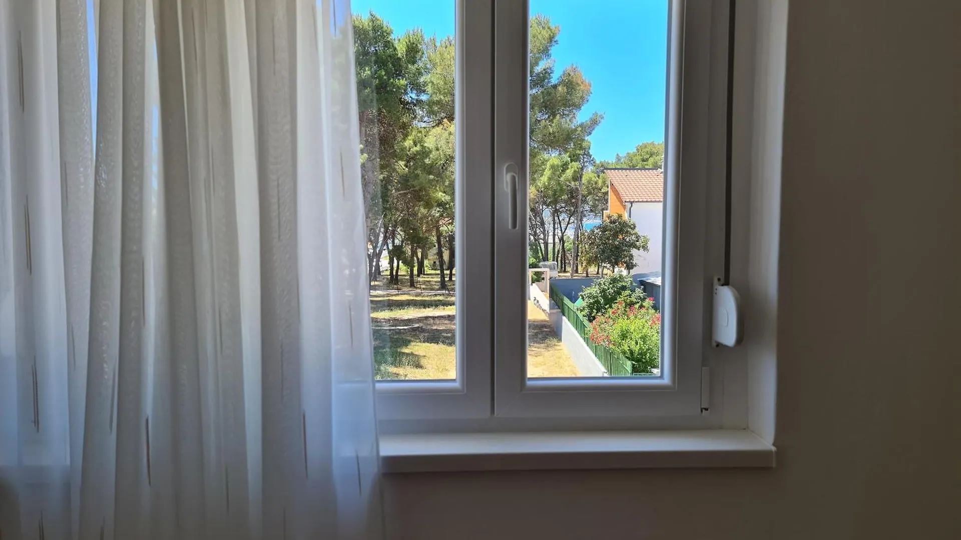 Apartment Celic With Terrace Biograd Na Moru